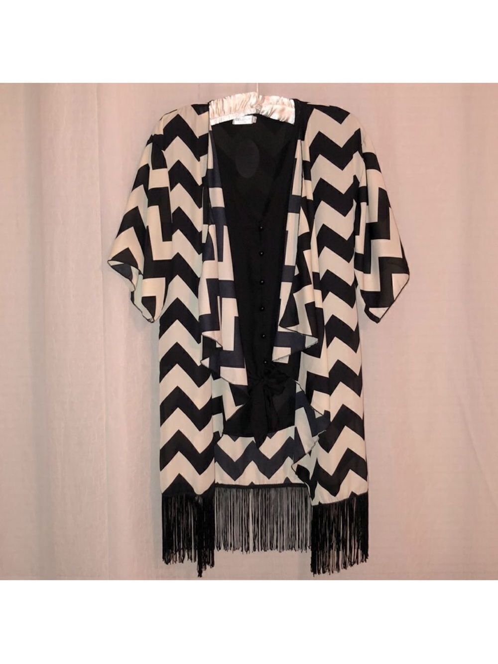 LuLaRoe S Rare Monroe Ivory Black Chevron Open Waterfall  Cardigan Duster Kimono
